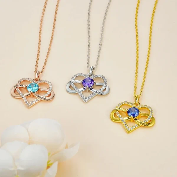 Personalized, Exquisitely Crafted Heart-Shaped Necklace, Set With a Birthstone and Engraved With Your Name, Making It a Perfect Gift For Anniversaries, Birthdays, and Valentine's Day – A Great Choice For Women.